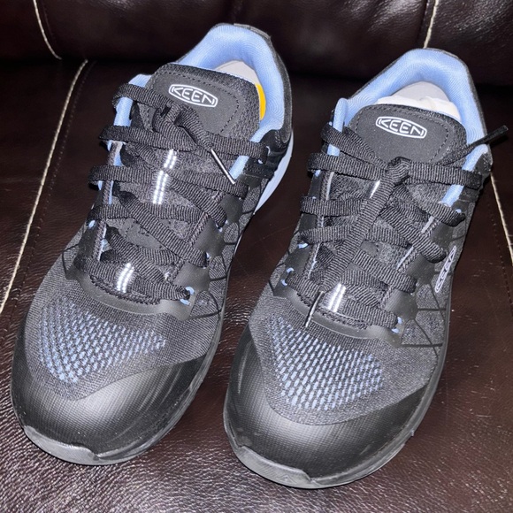 Keen Women's Vista Energy (Carbon Toe) Sneaker Size 10 in Hydrangea Black Work - Picture 2 of 12